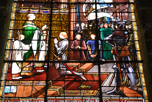 Vitrail de Jeanne d Arc    l   glise Saint-Joseph de Compi  gne  France
