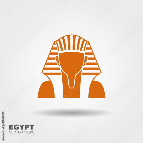Egyptian golden pharaohs mask icon. Flat illustration of egyptian golden pharaohs mask