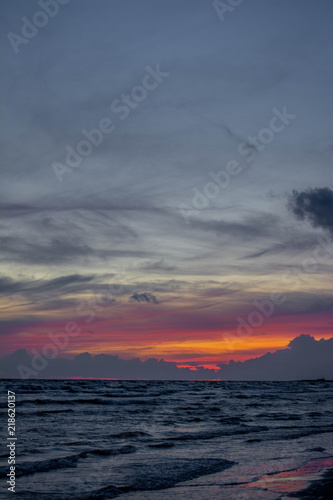 Late sunset by th beach