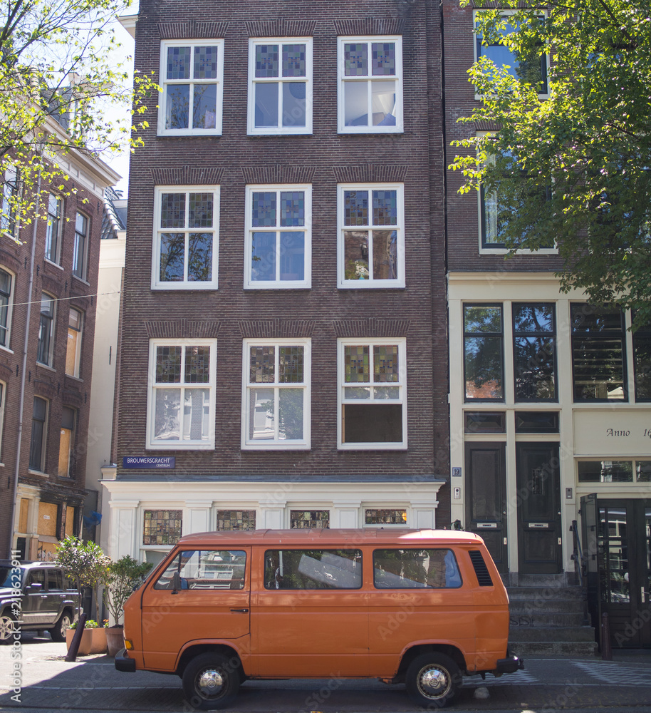 Niederlande - Nederland - Holland 
Traditionelle Innenstadthäuser in Amsterdam
