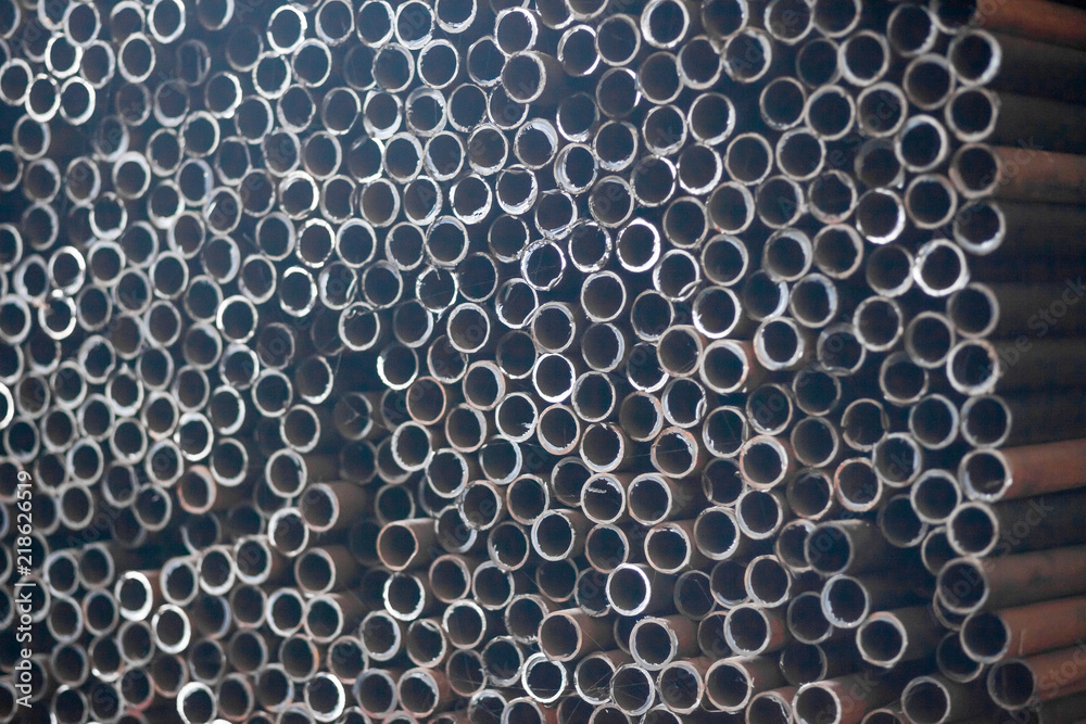 storage of metal pipes