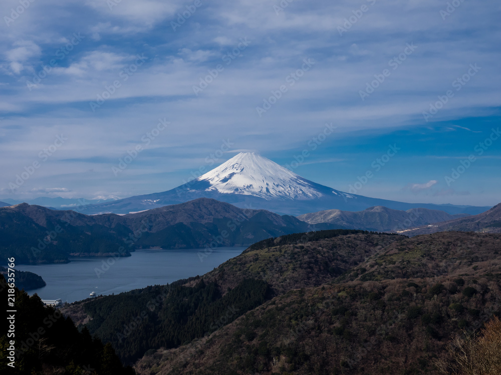 It is the scenery where Mt. Fuji of Japan can be seen from the pass. Fuji is seen in Hakone is Lake Ashinoko. The time of shooting this picture is winter at the end of December.