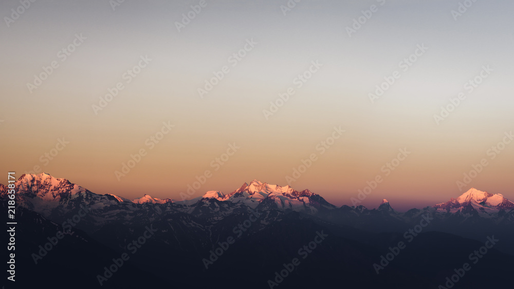 Obraz premium Mountains profile at sunrise