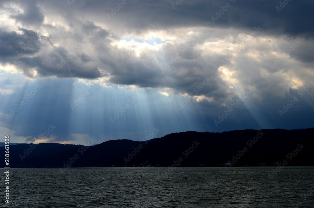 clouds and rays of the sun
