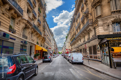 Fototapeta Naklejka Na Ścianę i Meble -  Street in Paris