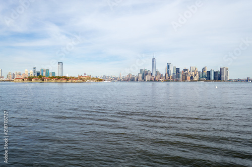 NYC financial district from a ferry © rmbarricarte