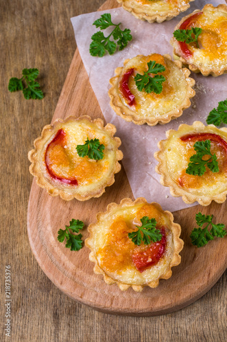 Tartlets with vegetables