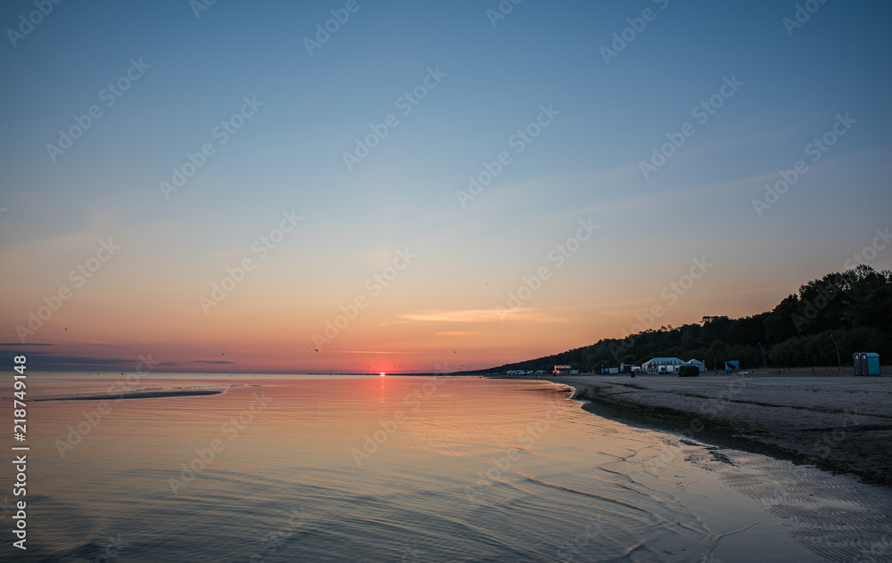 jurmala beach bei sonnenaufgang