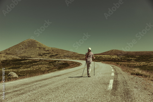 Wandern auf der Straße