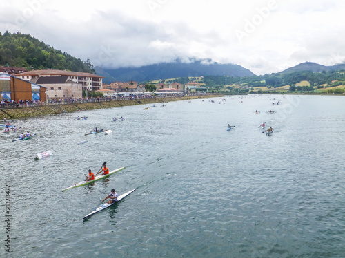 Ribadesella. Descenso del sella. Fiesta de las Piraguas. Asturias, España