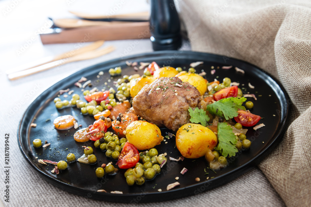 paupiette of veal rolls with Vegetable Planter paupiette of veal rolls with Vegetable Planter