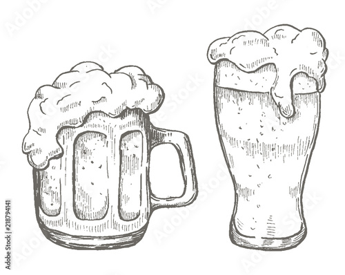 Vector hand drawing beer mug in white background