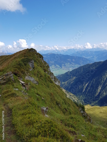 Gamskr  gen  Gamskragen  Niedernsill  Mountainbiken  Wandern  Pinzgau  Salzburg  SalzburgerLand  Berge  Gipfelkreuz  Ausblick  Bergpanorama  Forstweg  Uttendorf