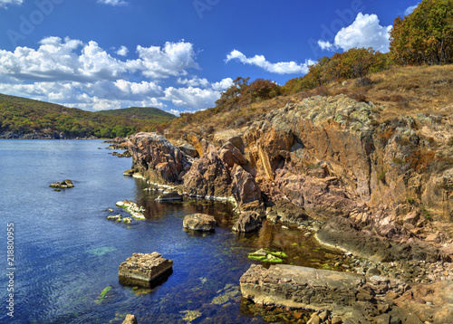 Fototapeta Naklejka Na Ścianę i Meble -  Beautiful landscape on rocky shore