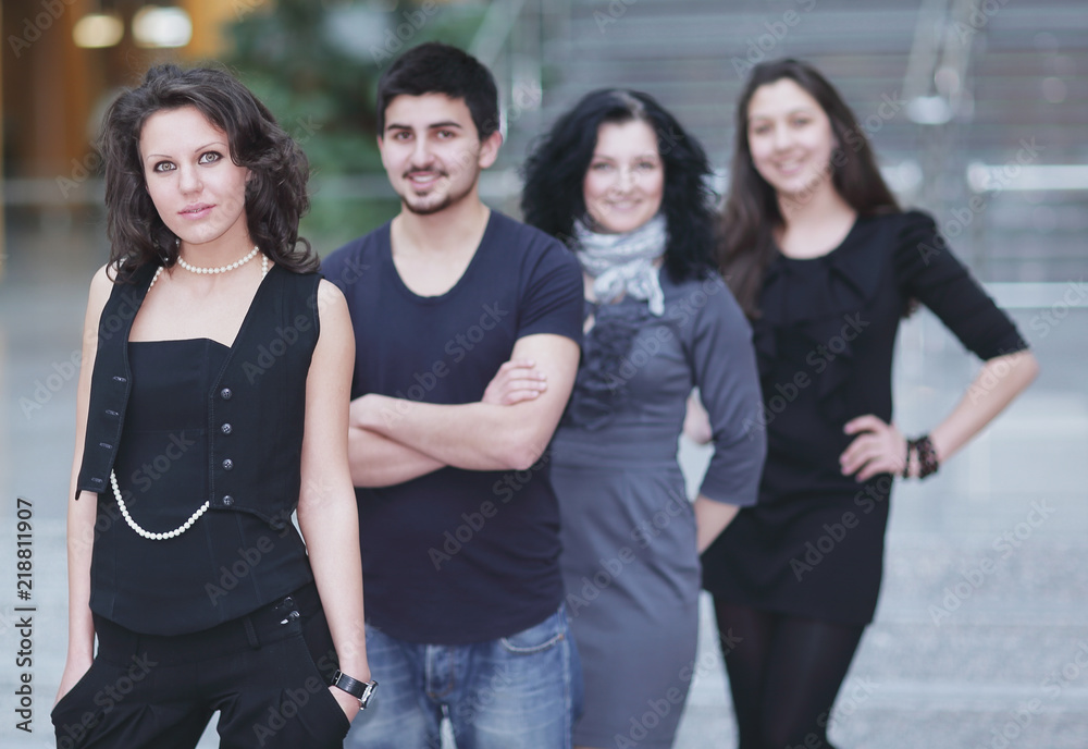 Obraz premium portrait of successful business team in the background of the office.