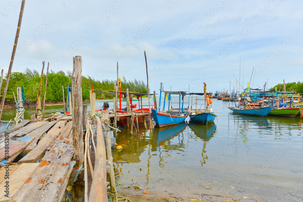 Fototapeta premium The boats at pier