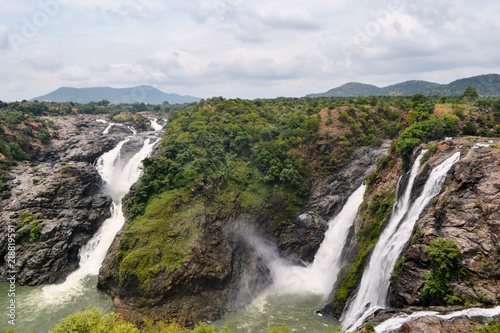 Fototapeta Naklejka Na Ścianę i Meble -  Bharachukki waterfall, Karnataka, India