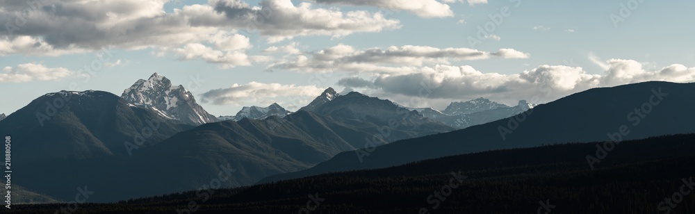 Fototapeta premium Panorama of Mt Delphine at dusk in the Purcell Mountain range, Canada