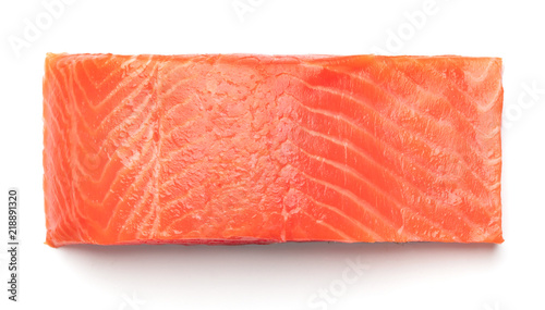 Photo piece of raw salmon fillet isolated on white background
