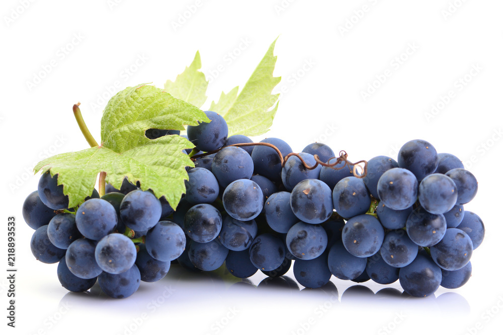 Fototapeta premium Grapes on a white background