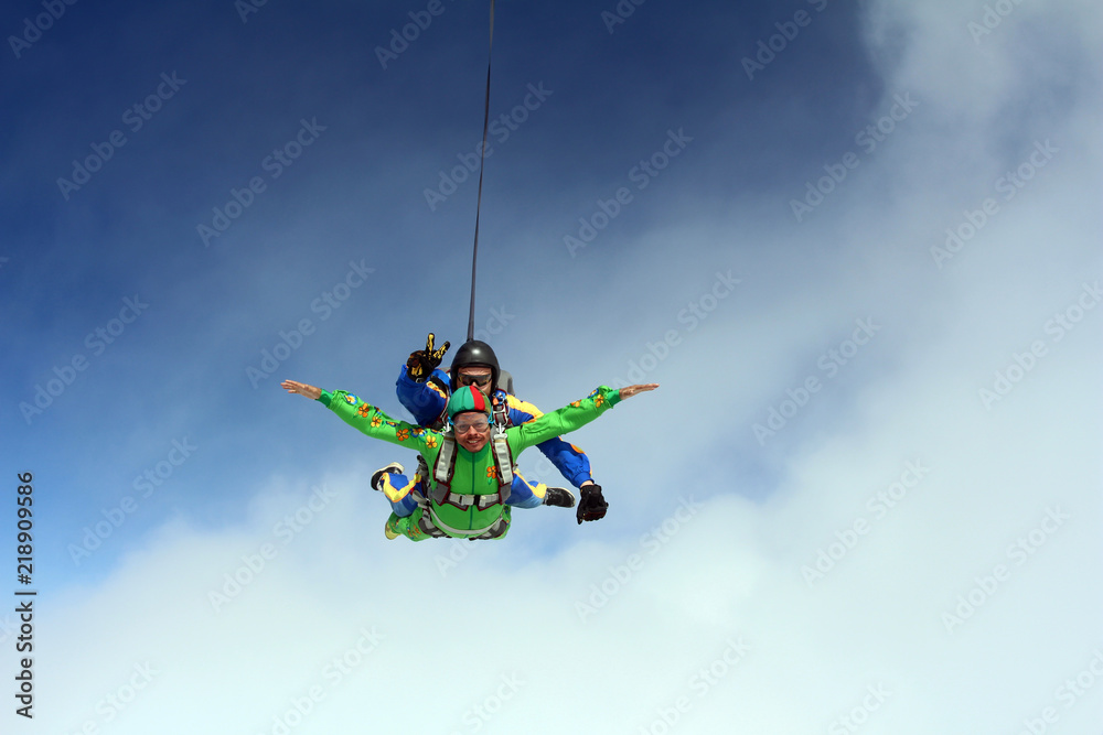 Skydiving. Tandem jump.