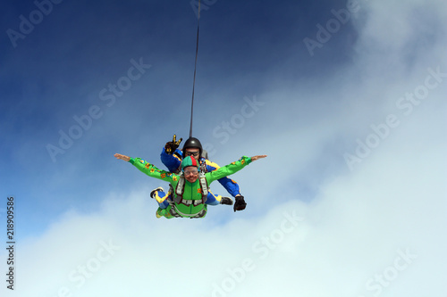Skydiving. Tandem jump.
