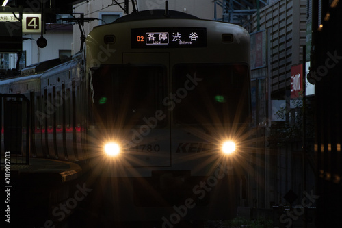 渋谷行き_京王井の頭線_train