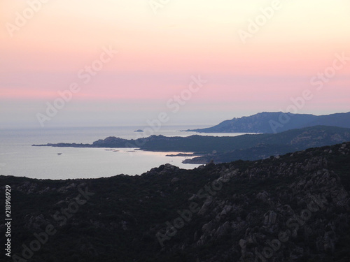 Sonnenuntergang an der Küste von Süd-Korsika