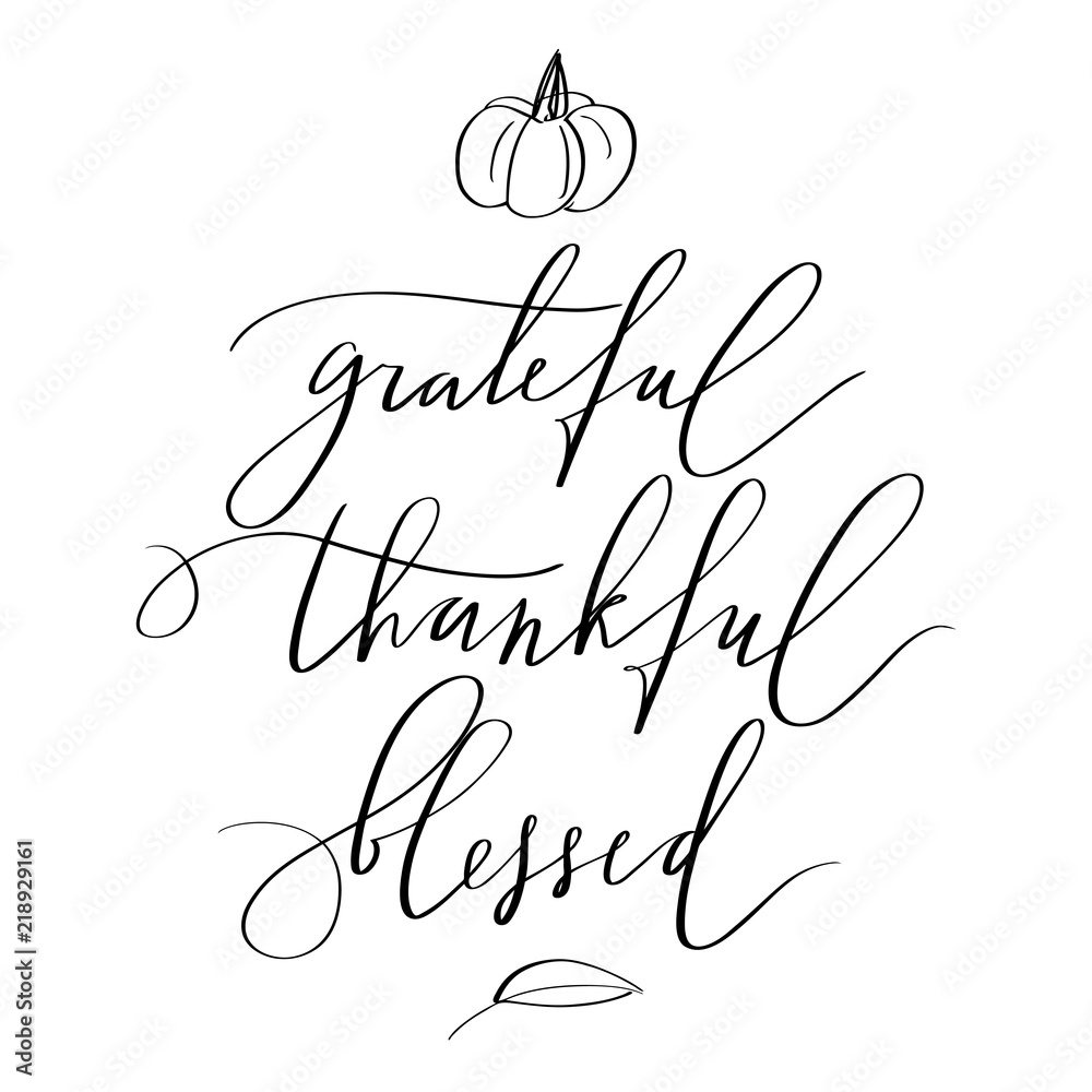 Obraz premium Hand drawn lettering for saying Thank you! on Thanksgiving Day. Vector decor elements for card and poster design. 