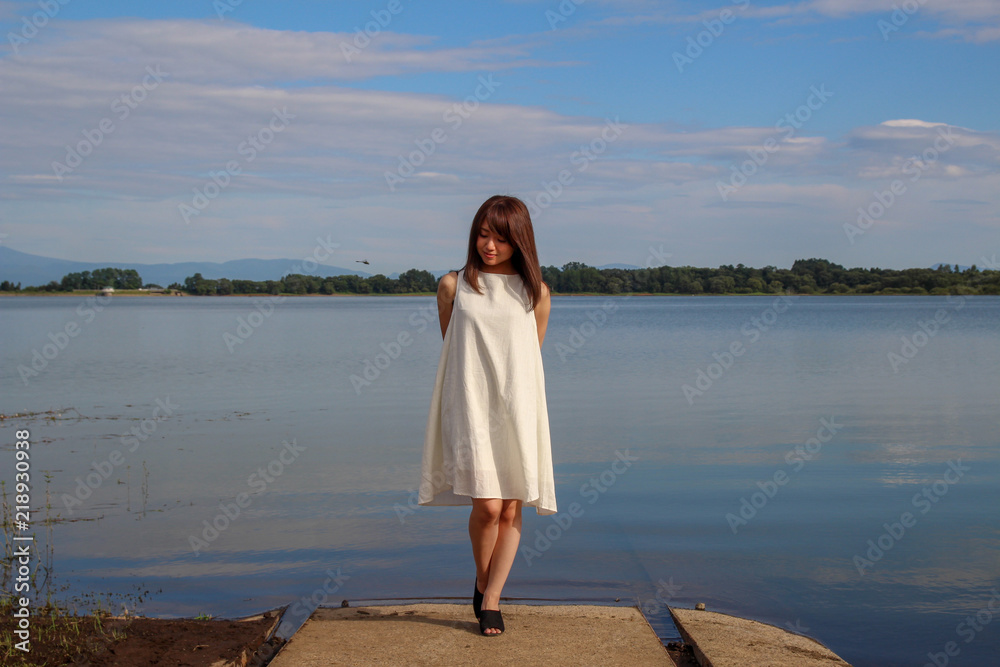女性 浜 海 若い 水 美しい サマータイム 美しさ ドレス 海 空 バカンス 自然 砂 アウトドア 青 白 湖 人 キッズ 幸せな ファッション 惰性で進む モデル 人々 Stock 写真 Adobe Stock 女性 浜 海 若い 水 美しい サマータイム 美しさ ドレス 海 空 バカンス 自然 砂 アウトドア 青 白 湖 人 キッズ 幸せな ファッション 惰性で進む モデル 人々 Stock 写真 Adobe Stock