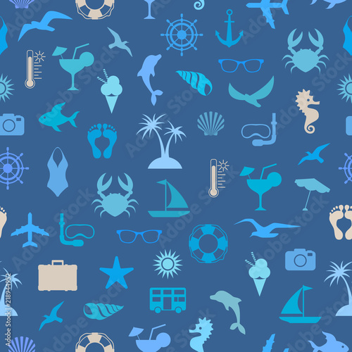 Seamless pattern with summer holiday symbols