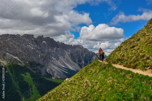Italy Dolomites Latemar hikers © LUC KOHNEN