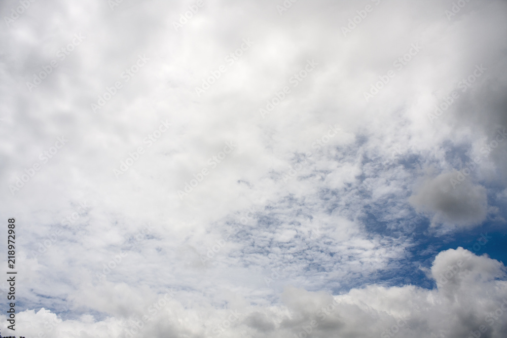 Obraz premium blue sky with cloud