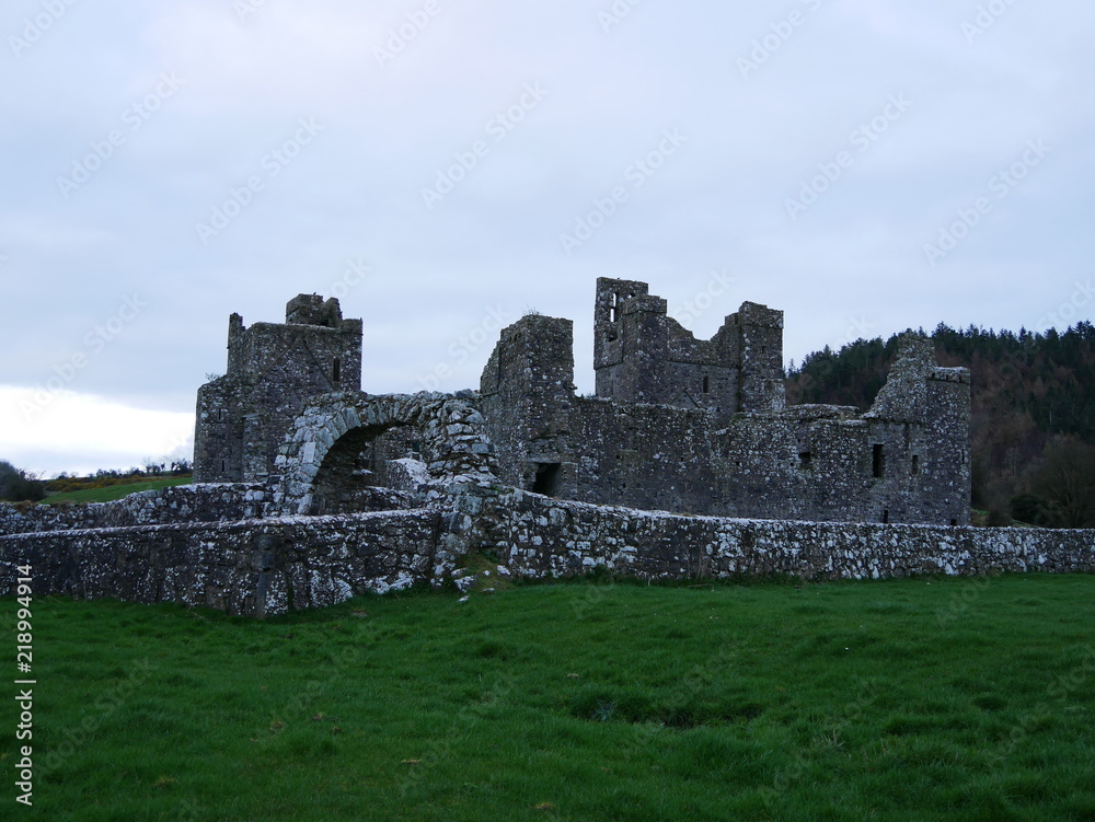 Altes Gemäuer in Irland Altes Gemäuer in Irland