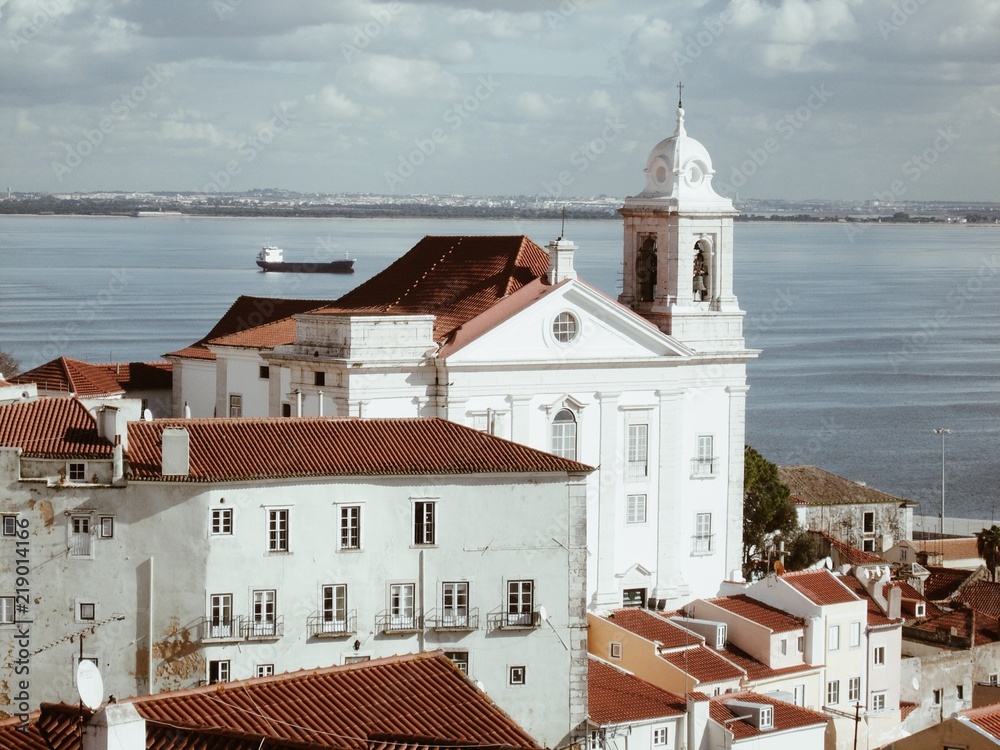Fototapeta premium white, church, city, old town, architecture