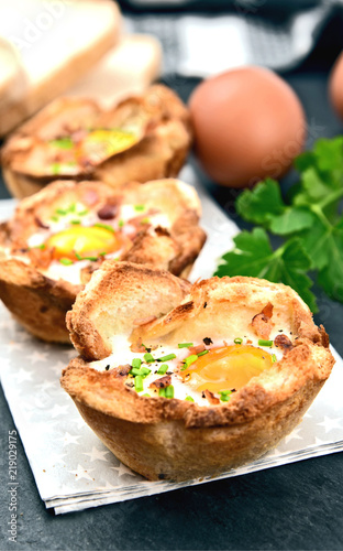 Breakfast Egg with toast Muffins.Toast idea menu.