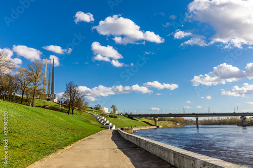 Fototapet pedestrian embankment of the Zapadnaya Dvina river in Vitebsk, Belarus