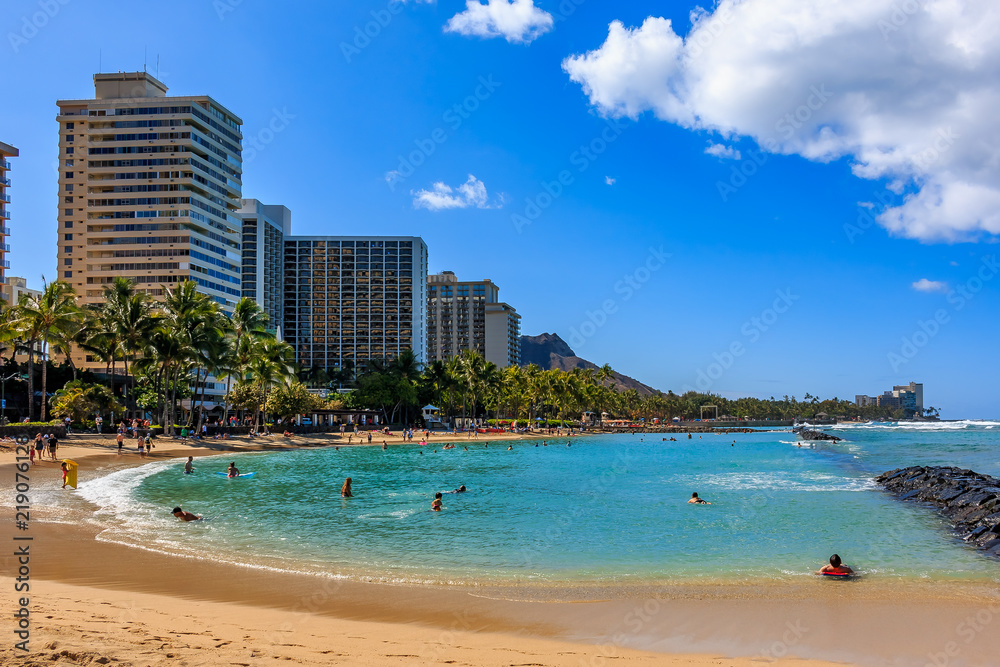 Waikiki beach and Diamond Head in Honolulu Hawaii