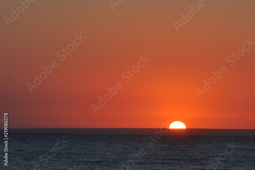 Beautiful sunset on the sea © Валерий Ярославлев