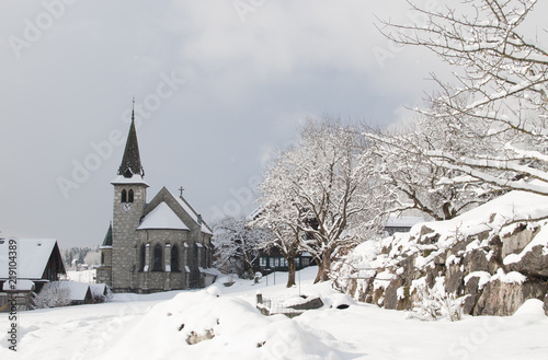 Kirche von Grundlsee im Winter