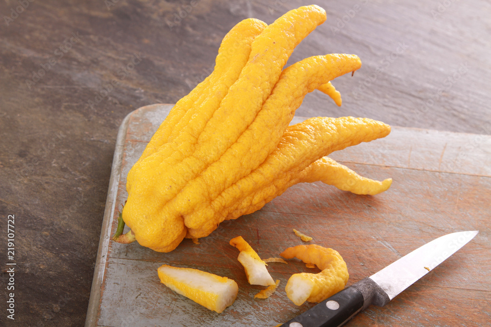 buddhas hand citrus fruit