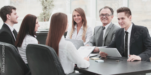 business team holds a workshop in the office