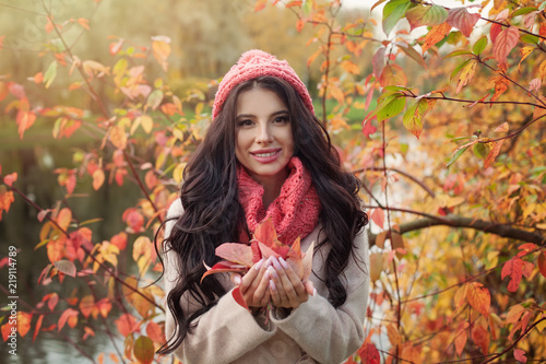 Smiling woman, colorful autumn portrait