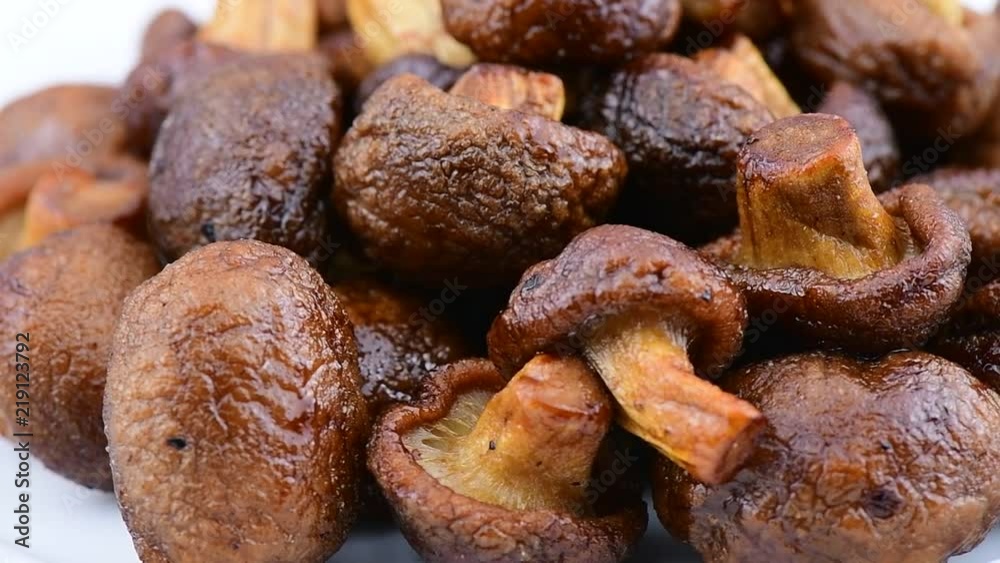 Baked mushrooms with soy sauce rotation Baked mushrooms with soy sauce rotation