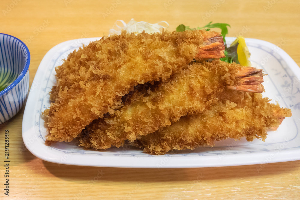大きいエビフライ