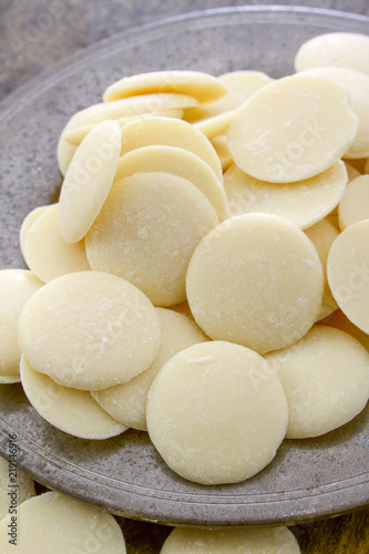 white confectioners chocolate