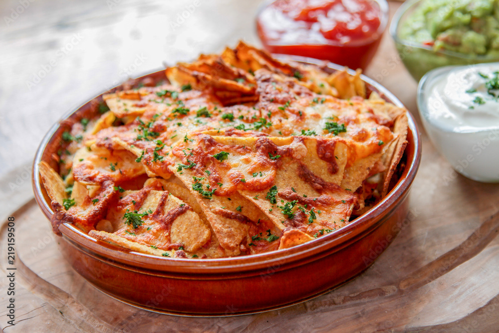 baked nacho chips with dips baked nacho chips with dips