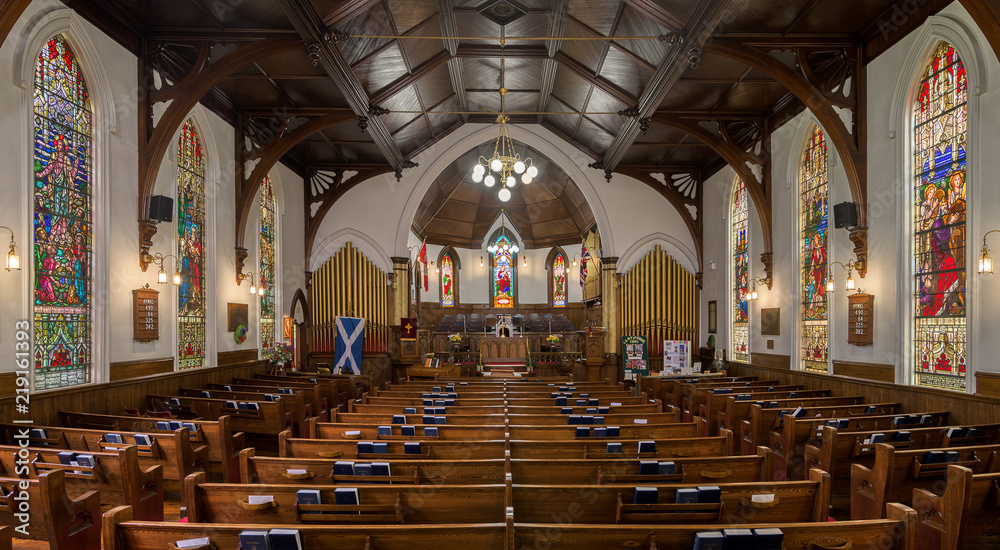 Fototapeta premium St. Andrew's Presbyterian Church of Lunenburg, Nova Scotia