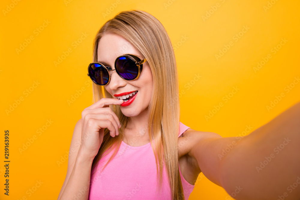 Close up photo portrait of chic in casual outfit pretty attracti Close up photo portrait of chic in casual outfit pretty attracti