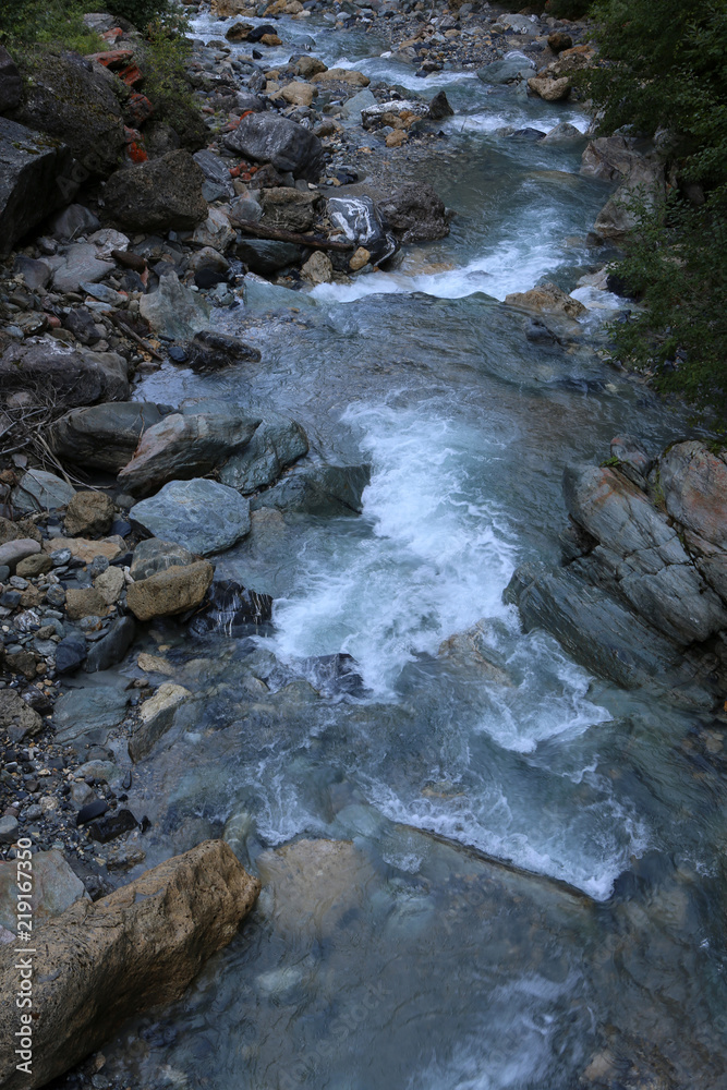 Torrent du Bon-Nant. Les Contamines-Montjoie. / Bon-Nant stream. Contamines-Montjoie. Torrent du Bon-Nant. Les Contamines-Montjoie. / Bon-Nant stream. Contamines-Montjoie.
